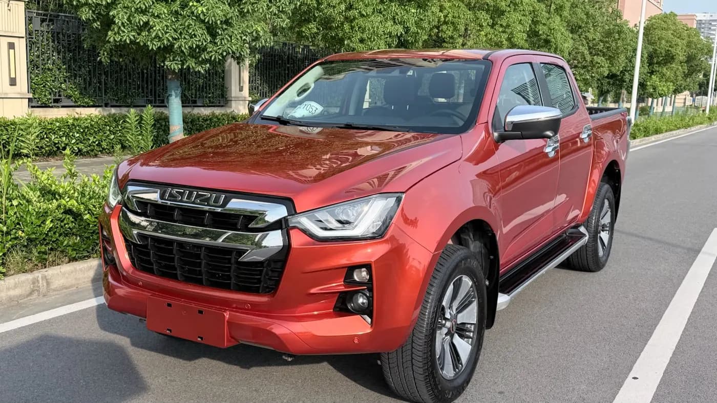Isuzu D-MAX 2022 miniature 2