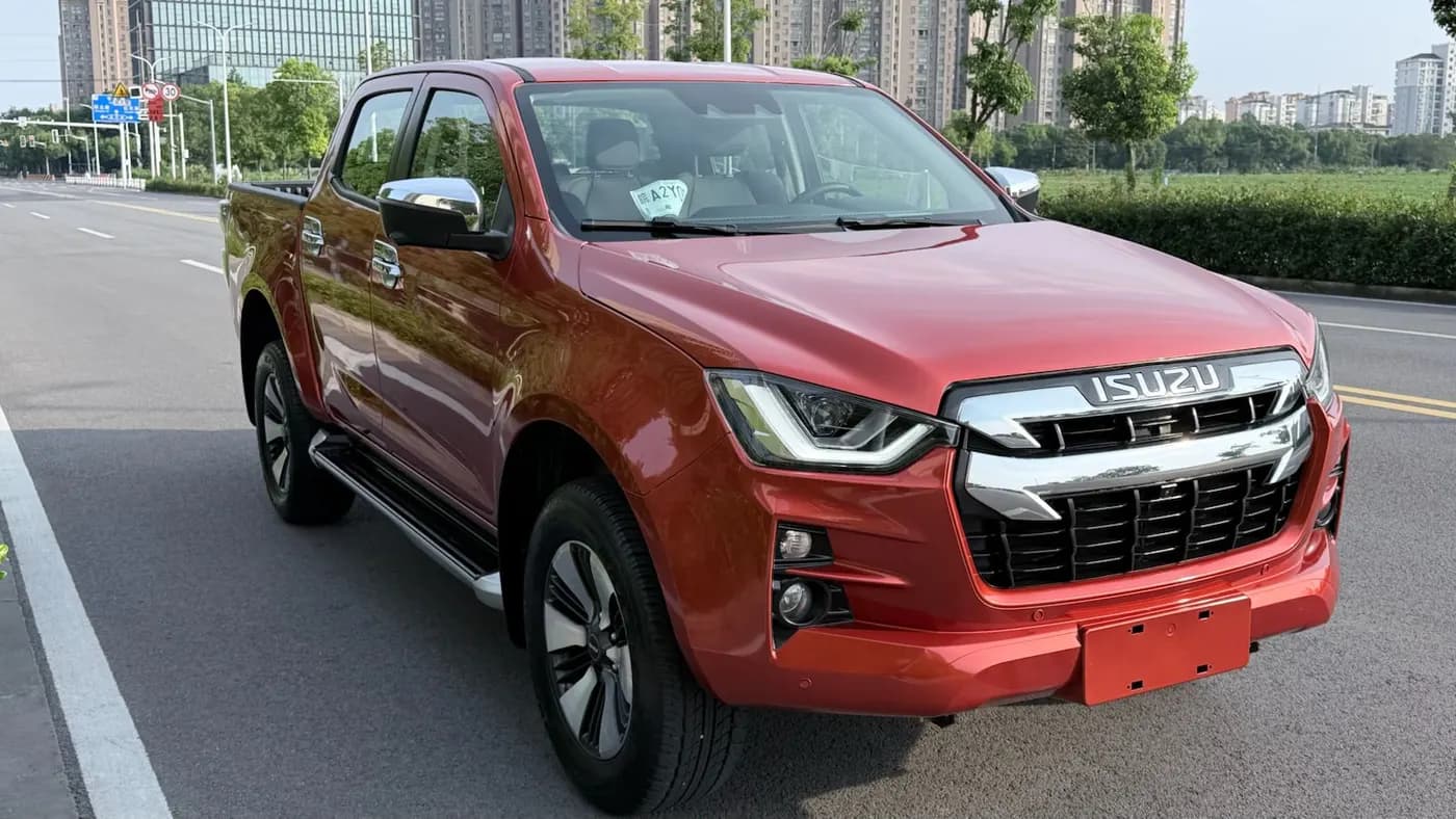 Isuzu D-MAX 2022 miniature 4