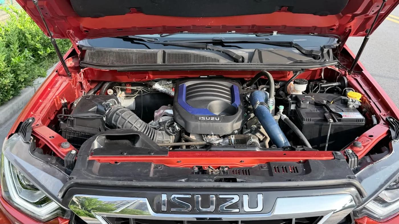 Isuzu D-MAX 2022 miniature 10