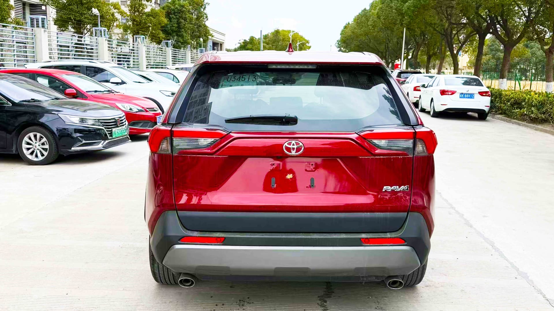 Toyota RAV4 2020 miniature 5