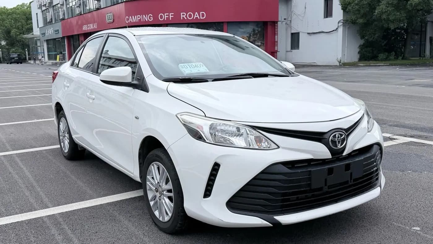 Toyota VIOS 2018 miniature 2