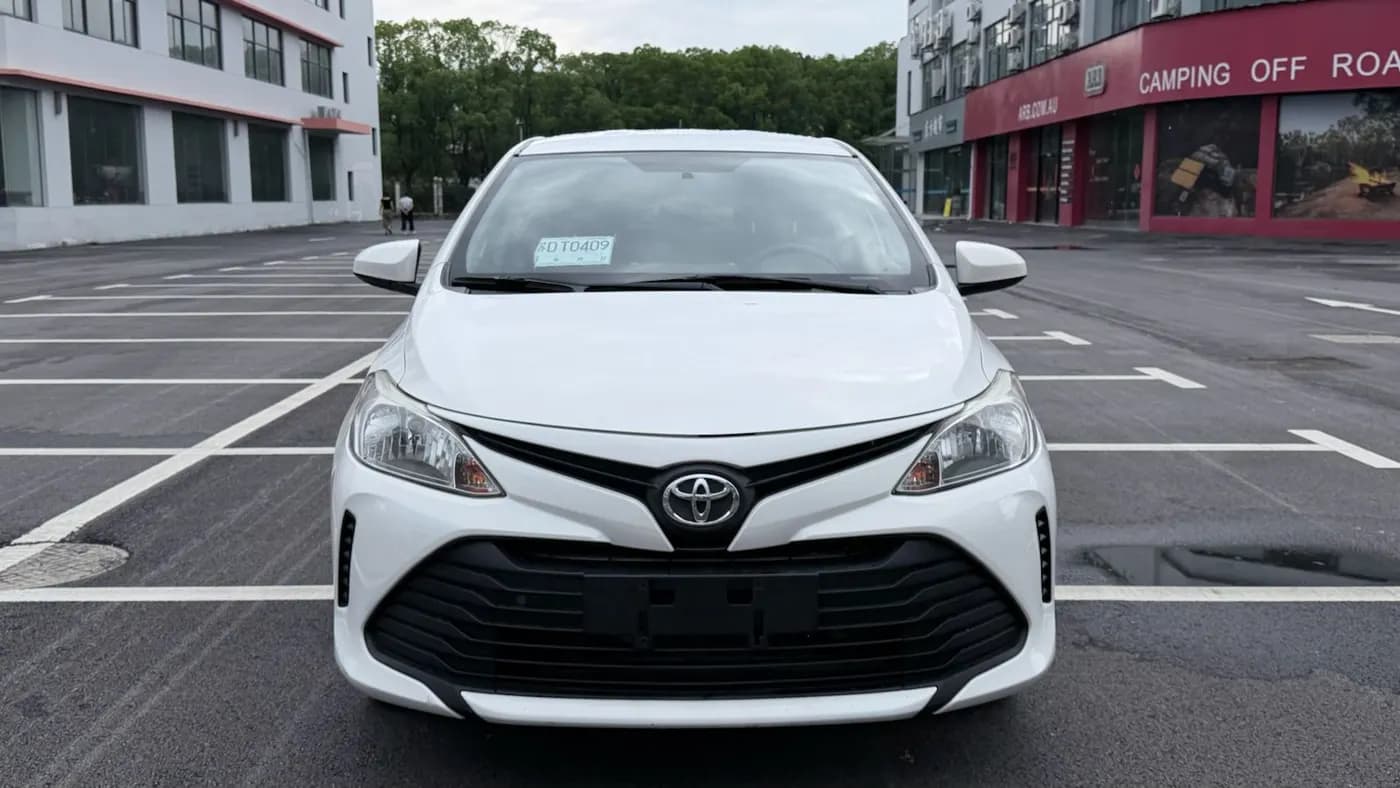 Toyota VIOS 2018 miniature 3
